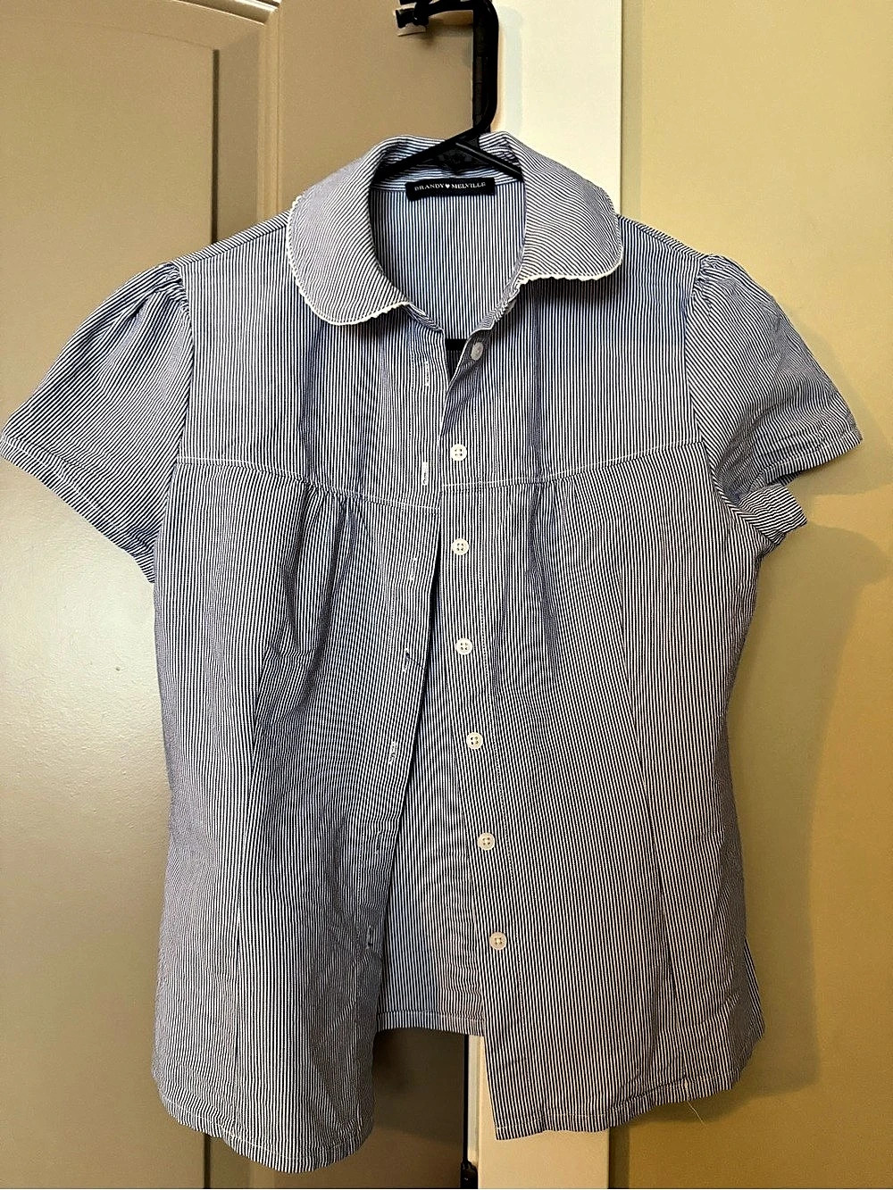 Brandy Melville Blue and White Striped Peter Pan Collar Short Sleeve Button-Up